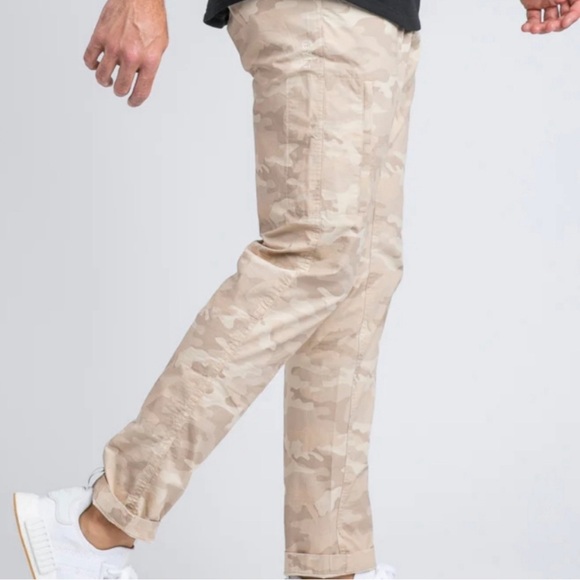 Bylt Weekender Pants (aka Bylt Pants), Desert Camo, Size Small NWOT, like-new - Picture 3 of 9